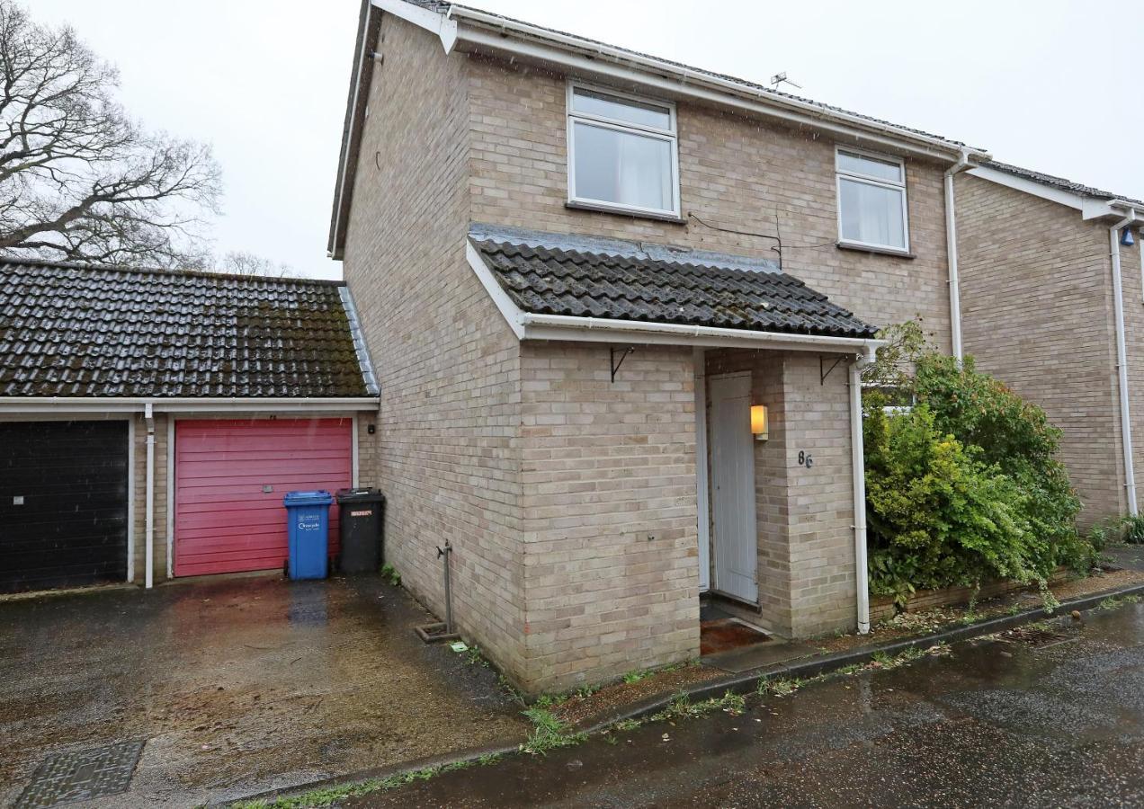 Comfy Quarters From 'Tobs Norwich' Apartment Exterior photo
